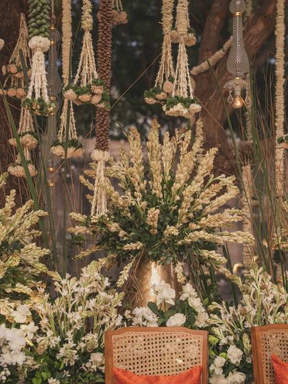 Floral detail and Ceiling — Wedding decor — Alila + Samode Jaipur